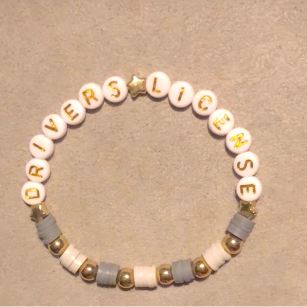 Olivia Rodrigo “Drivers License” Bracelet